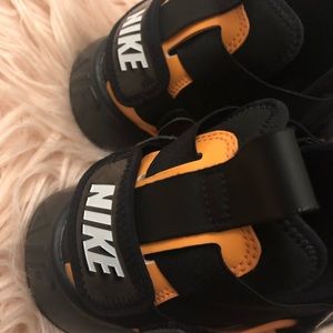 Nike woman’s air huarache